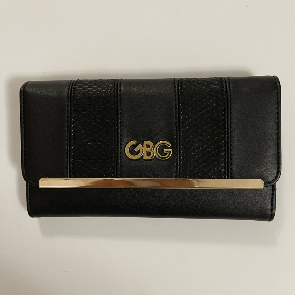 G by Guess tri fold wallet